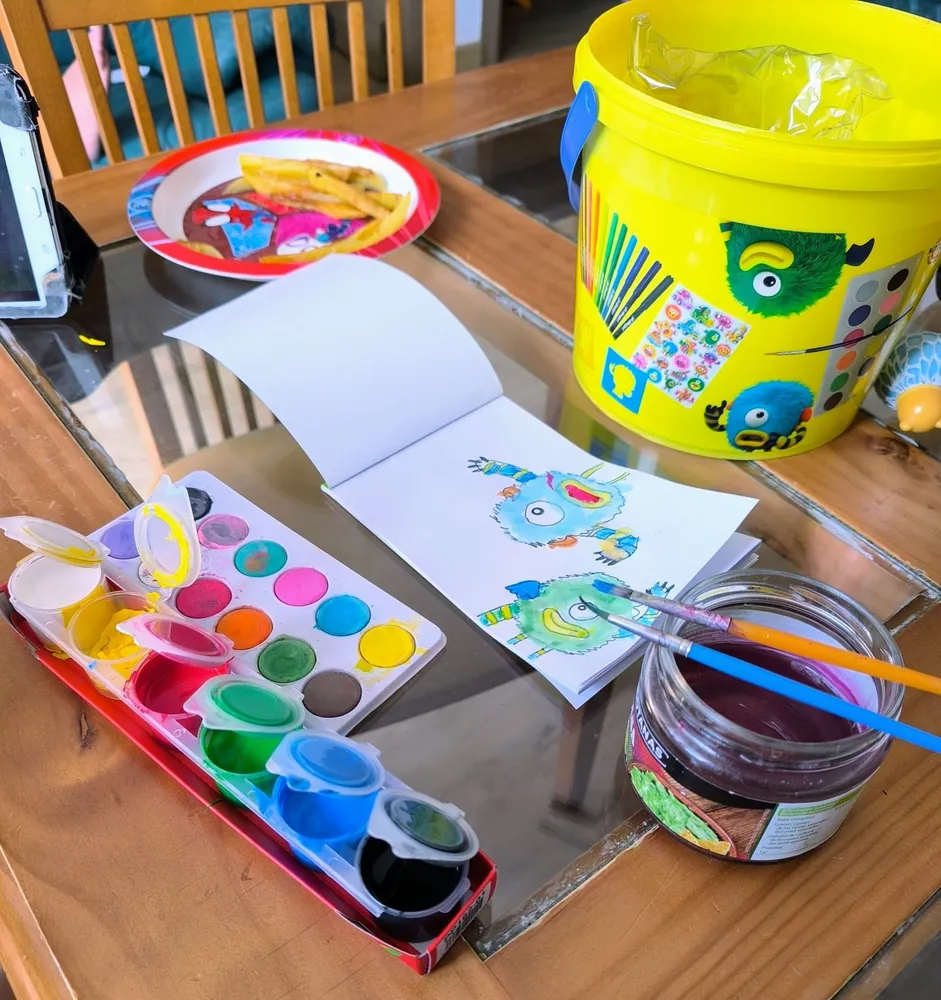 Kids Painting Bucket Kit