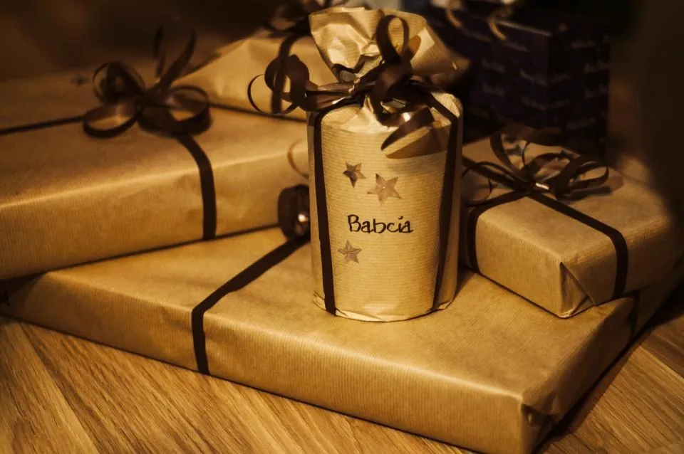 Kraft Wrap with Black Satin Ribbon Set