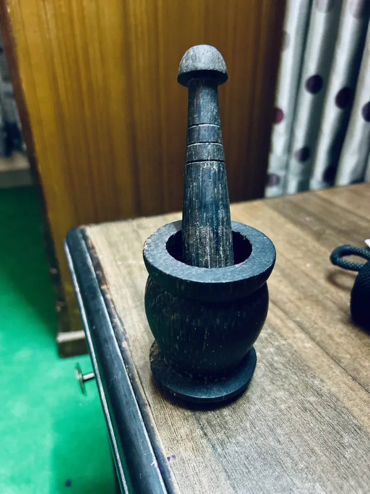 Black Granite Mortar & Pestle