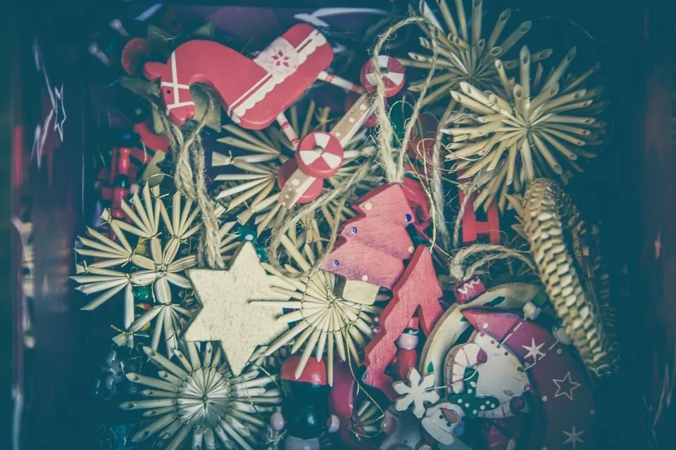 Natural Straw Star Ornaments, Set of 8