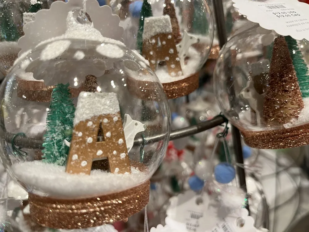 Snow Globe House Ornaments, Set of 4