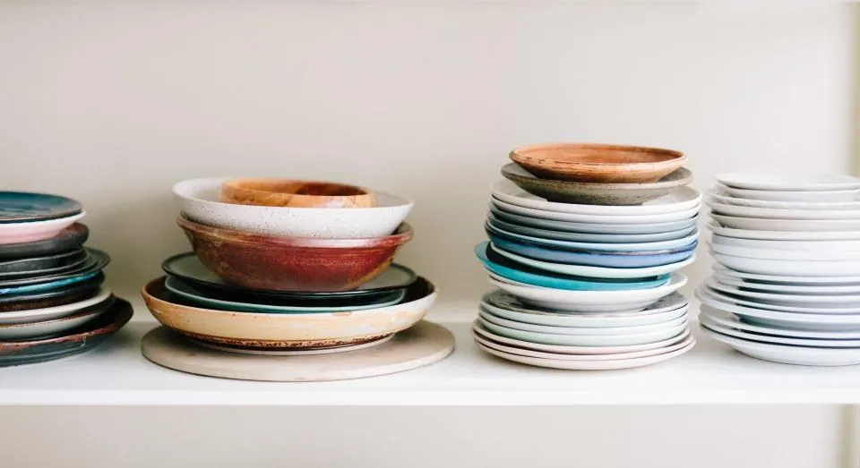 Stoneware Plates & Bowls, Stacking Set