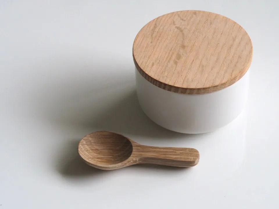 White Canister with Oak Lid & Scoop